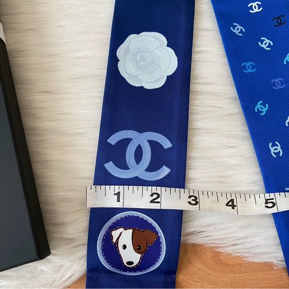 CHANEL Bandeau Silk Twill Scarf - Picture 12 of 14